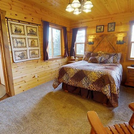 Long View Cabin, Breakfast Deck Overlooking The Canyon! Monticello Exterior foto